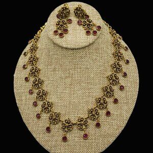 Iconic   Goldette Purple Fringed Rhinestone Necklace Matching Clip Earring Set